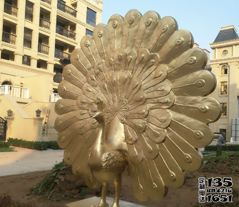 景區(qū)大型玻璃鋼仿銅孔雀雕塑 景區(qū)大型玻璃鋼仿銅孔雀雕塑