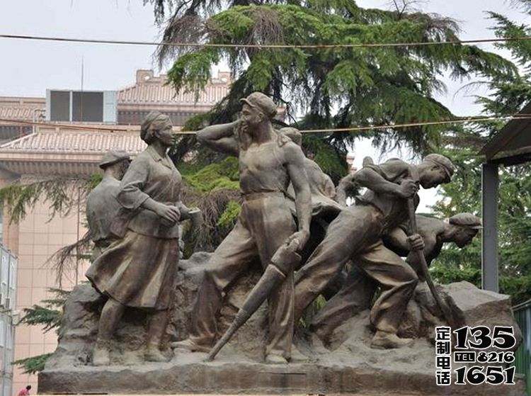 廣場(chǎng)擺放八路軍玻璃鋼仿銅人物校園雕塑 廣場(chǎng)擺放八路軍玻璃鋼仿銅人物校園雕塑