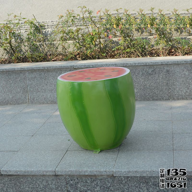 美陳擺件 商場玻璃鋼水果卡通西瓜座椅雕塑 美陳擺件 商場玻璃鋼水果卡通西瓜座椅雕塑