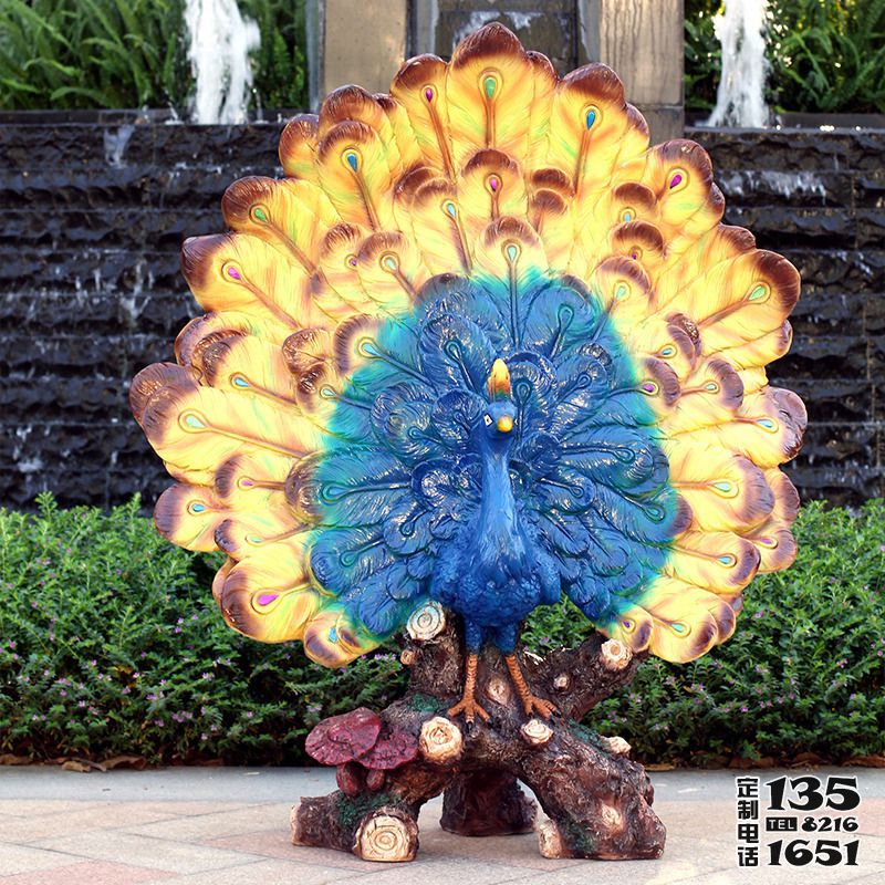 城市廣場玻璃鋼彩繪創(chuàng)意孔雀雕塑 城市廣場玻璃鋼彩繪創(chuàng)意孔雀雕塑